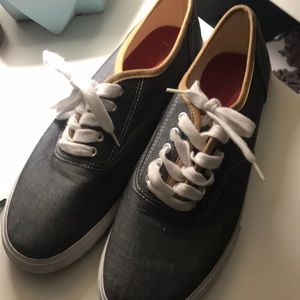 Mossimo Gray sneakers womens size 10